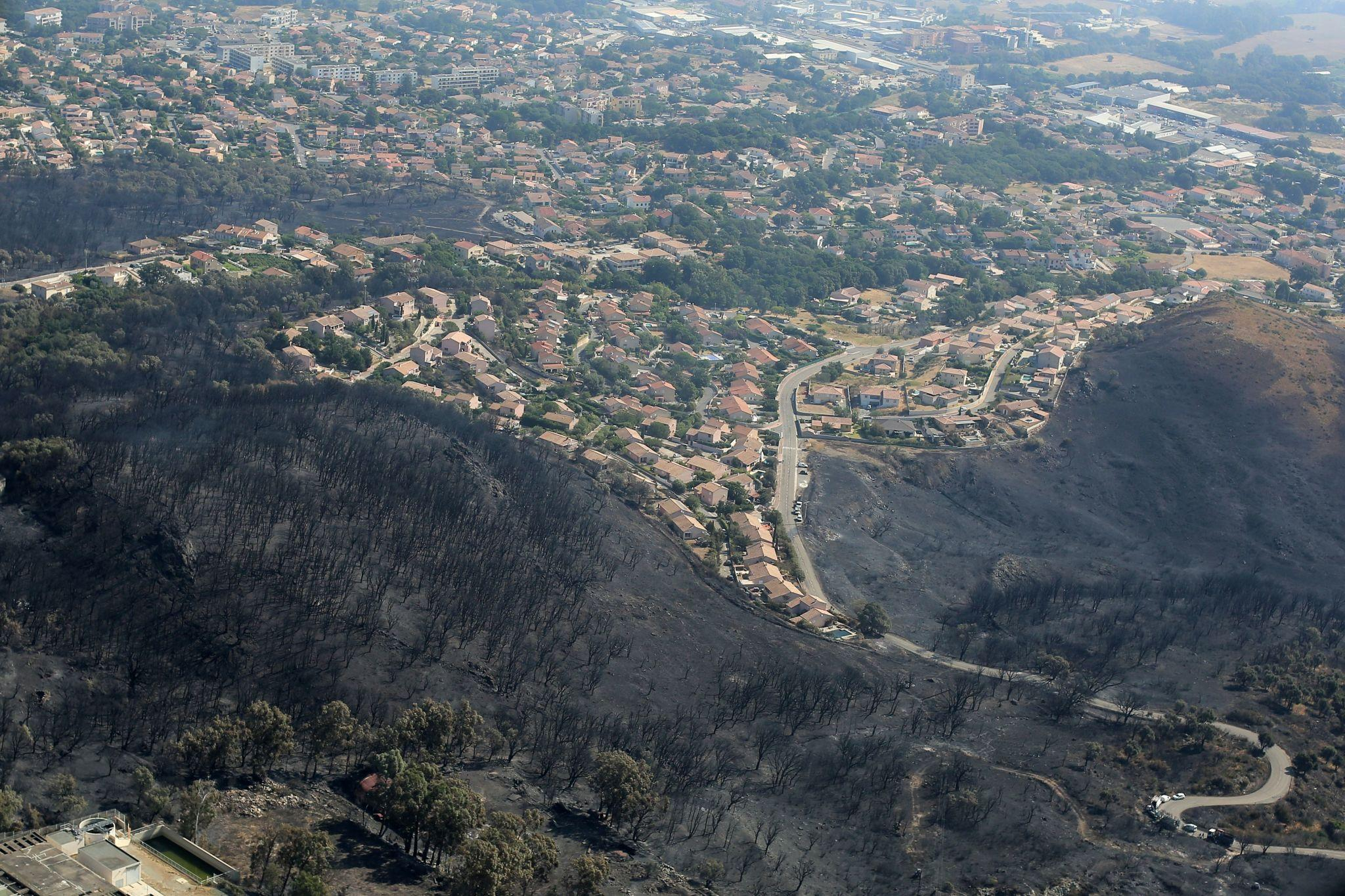 You are currently viewing Face à l’intensification des incendies : le droit à l’épreuve de l’adaptation des territoires